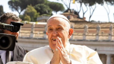 Papa Francisco morre aos 88 anos