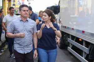 Leia mais sobre o artigo Prefeito David Almeida entrega 120 toneladas de pescado e beneficia 45 mil famílias na Semana Santa