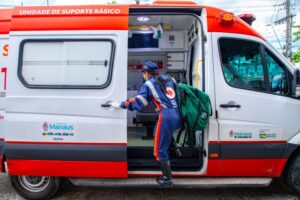 Leia mais sobre o artigo Samu Manaus qualifica atendimento em ocorrências envolvendo pacientes com sintomas de AVC