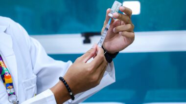 Prefeitura de Manaus dá continuidade à campanha de vacinação contra influenza de 2024