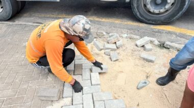 Prefeitura realiza serviços de infraestrutura em três pontos do centro histórico de Manaus