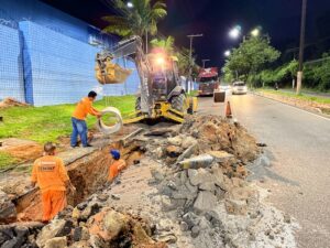 Leia mais sobre o artigo Prefeitura de Manaus realiza obra noturna na avenida General Rodrigo Otávio Jordão Ramos