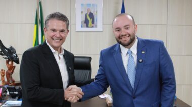 Fausto Jr. se reúne com o Ministro da Pesca para tratar da pesca ornamental no Amazonas