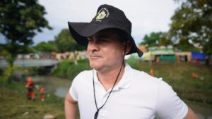 Leia mais sobre o artigo Prefeito David Almeida prioriza ações na zona Norte e vistoria operação de limpeza no igarapé do Passarinho