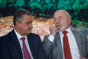 Leia mais sobre o artigo Rui Costa vira principal suspeito de vazar conversa de Lula e Janja com Xi Jinping