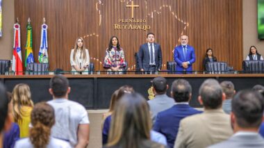 Sessão Especial: Delegado Péricles presta homenagem aos oftalmologistas do Amazonas