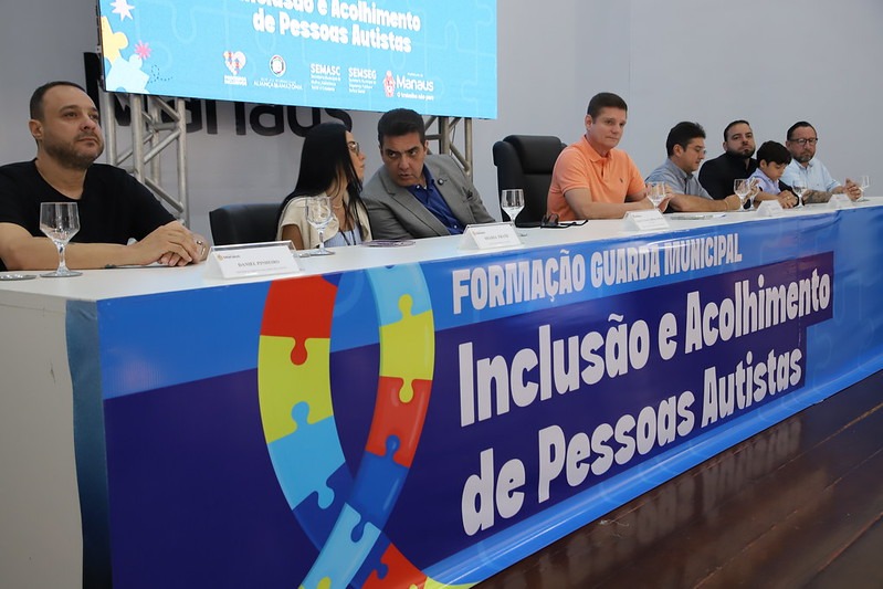 No momento, você está visualizando Prefeitura de Manaus promove primeira capacitação da Guarda Municipal com foco em inclusão de pessoas autistas