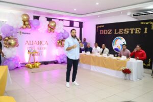 Leia mais sobre o artigo Prefeitura de Manaus conclui pacto de metas com profissionais da educação da ‘Aliança Pró-Saeb’