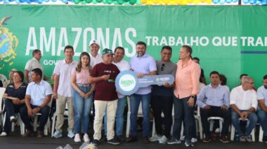 Em Tapauá, governador Wilson Lima fomenta setor primário com entregas de equipamentos e repasse de recursos em mais de R$ 2 milhões