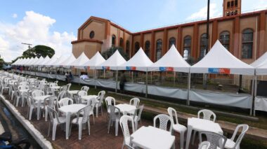Festival de Parintins 2025: Amazonastur abre chamamento público para a Praça Gastronômica