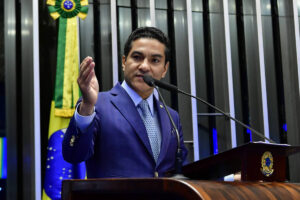 Leia mais sobre o artigo Motta diz que Lula recorrer ao STF contra derrubada de decreto é movimento perigoso