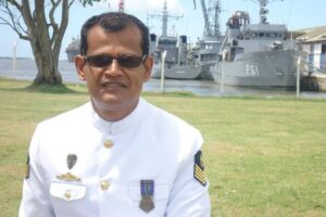 Leia mais sobre o artigo Marinha expulsa primeiro militar envolvido em atos golpistas do 8 de Janeiro