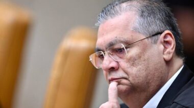 Segundo o ministro Flávio Dino”liberdade regulada é a única liberdade”.