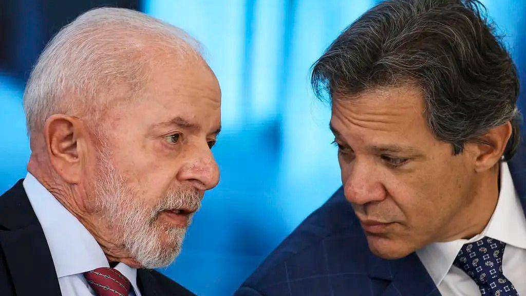 No momento, você está visualizando Gasto sob Lula 3 cresce em ritmo de quase o dobro da receita