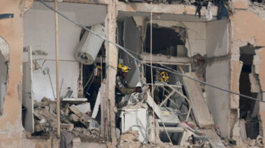 Irã atinge hospital em Israel após ataque de Tel Aviv a instalações nucleares