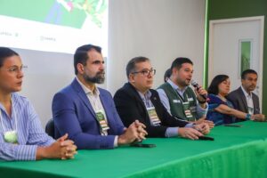 Leia mais sobre o artigo Manaus sedia oficina regional do Plano Nacional de Arborização Urbana