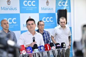 Leia mais sobre o artigo Prefeito David Almeida esclarece gratuidade do Passe Livre Estudantil e garante benefício para alunos da rede municipal de ensino