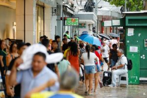 Leia mais sobre o artigo Governo do Amazonas realiza pagamento da primeira parcela do 13º salário dos servidores públicos estaduais