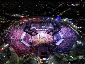 Leia mais sobre o artigo Festival de Parintins 2025: Com público recorde, Festa dos Visitantes reúne mais de 26 mil pessoas no Bumbódromo