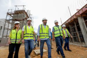 Leia mais sobre o artigo Governador Wilson Lima vistoria obras do Residencial Novo Aleixo, na zona norte de Manaus