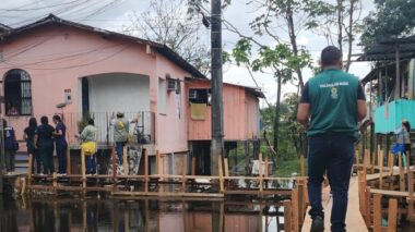 Prefeitura de Manaus promove ações de prevenção em áreas impactadas por enchentes