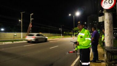 Prefeitura de Manaus acompanha aferição de radares para garantir transparência à fiscalização eletrônica