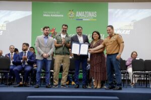 Leia mais sobre o artigo Dia do Meio Ambiente: Governador Wilson Lima formaliza projetos para redução de emissões por desmatamento e degradação ambiental