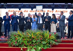 Leia mais sobre o artigo Ministro André Mendonça recebe título de Cidadão do Amazonas