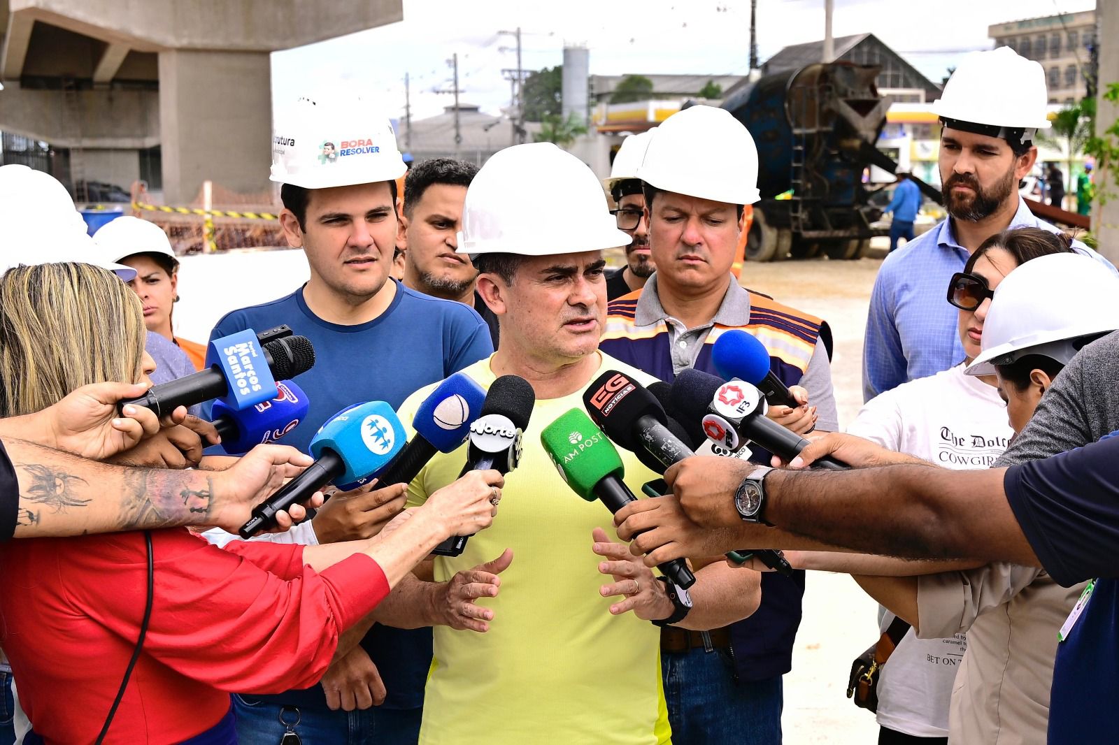 No momento, você está visualizando Prefeito David Almeida garante entrega do complexo Rei Pelé ainda em junho, superando atrasos climáticos e desafios estruturais