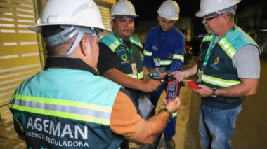 Ageman realiza vistoria noturna para avaliar desempenho de luminárias em vias da cidade