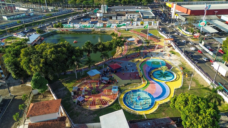 No momento, você está visualizando Prefeitura de Manaus entrega praça molhada e completa estrutura de lazer da lagoa da Compensa
