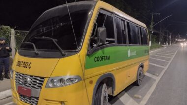 Prefeitura de Manaus intensifica fiscalização e apreende veículos por transporte irregular na zona Leste