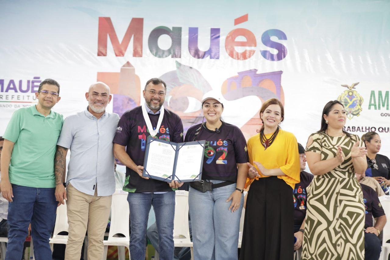 No momento, você está visualizando Governador Wilson Lima entrega implementos agrícolas e viabiliza crédito para produtores rurais de Maués