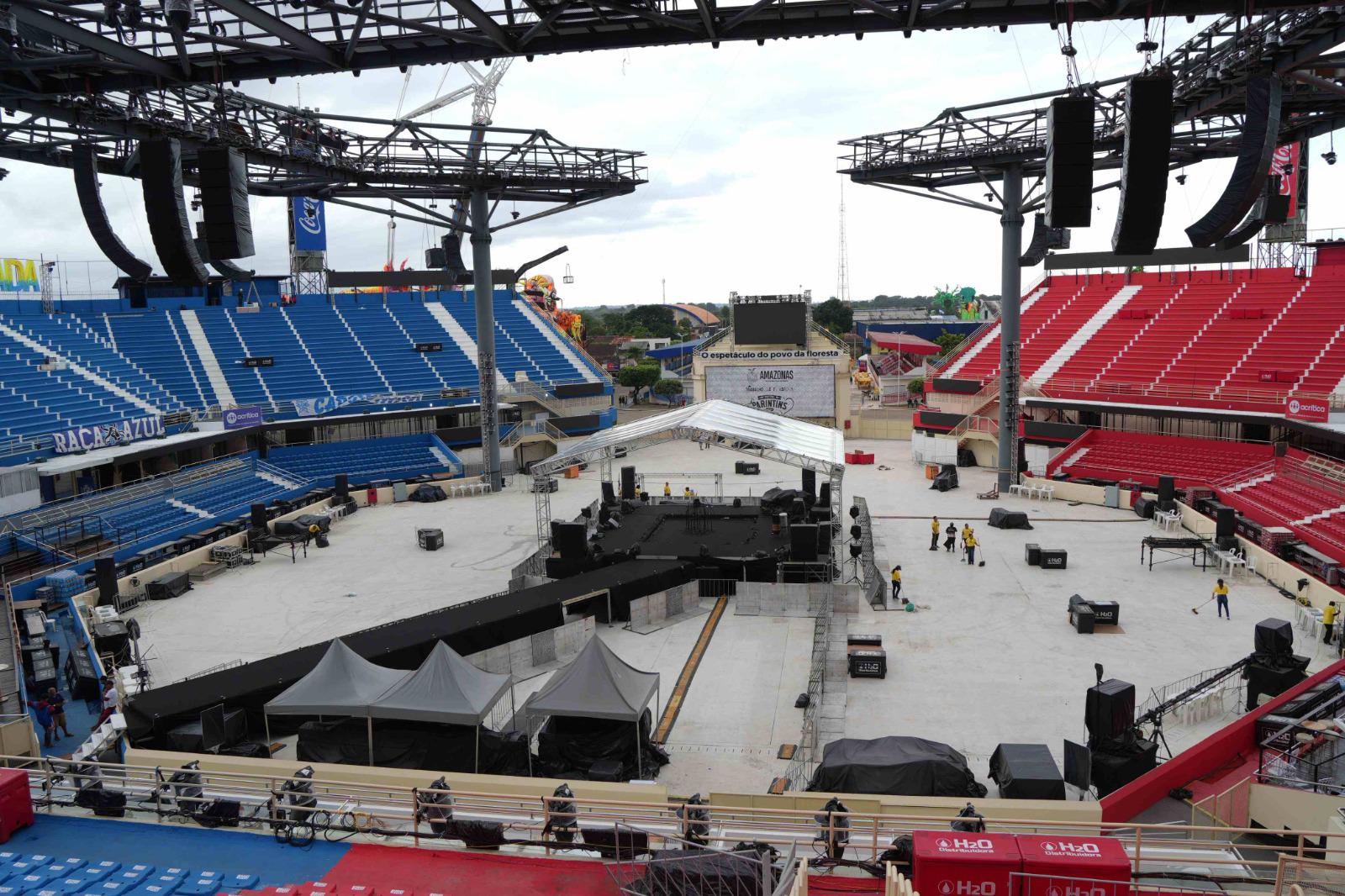 No momento, você está visualizando Festival de Parintins 2025: Palco 360º no Bumbódromo está pronto para a Festa dos Visitantes