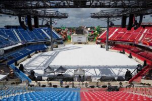 Leia mais sobre o artigo Festival de Parintins 2025: Governo do Amazonas entrega Bumbódromo pronto para o início das apresentações
