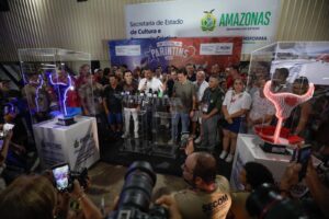 Leia mais sobre o artigo Governador Wilson Lima assina contrato para elaboração do projeto de modernização do Bumbódromo de Parintins