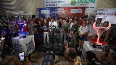 Governador Wilson Lima assina contrato para elaboração do projeto de modernização do Bumbódromo de Parintins