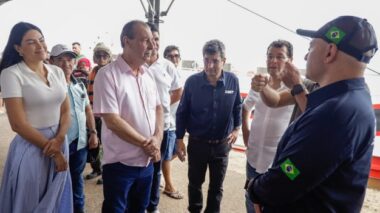 Senador Omar Aziz destaca avanços em Parintins durante agenda de inaugurações e visitas técnicas
