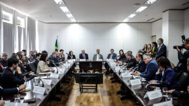 Alckmin diz que pode pedir adiamento de sobretaxa de Trump, e indústria rejeita retaliação