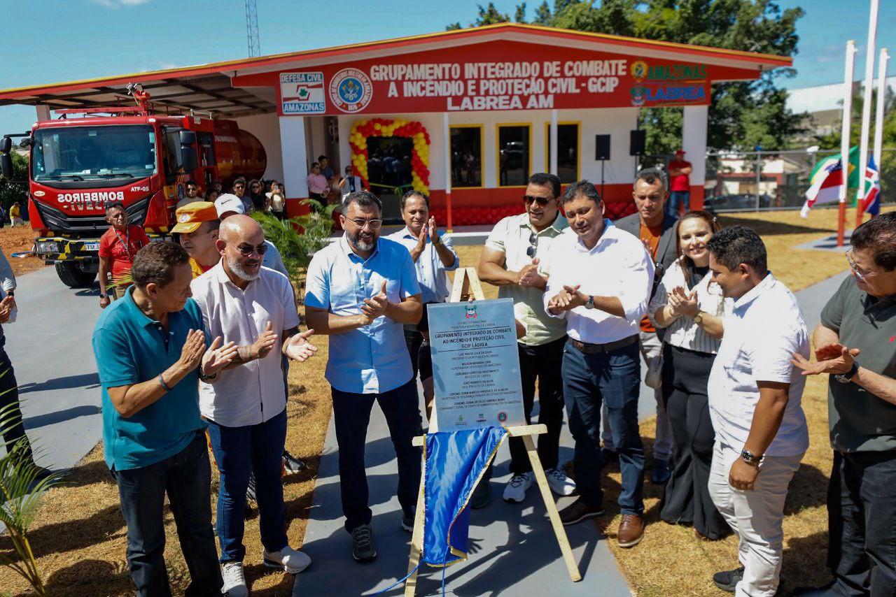 No momento, você está visualizando Governador Wilson Lima entrega Grupamento Integrado de Combate a Incêndio em Lábrea e reforça atuação dos bombeiros no sul do Amazonas
