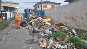Leia mais sobre o artigo Prefeitura desarticula 35 lixeiras irregulares no segundo dia de operação em Manaus