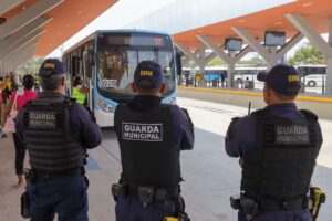 Leia mais sobre o artigo Prefeitura de Manaus registra redução de 1.000% no número de assaltos a ônibus do transporte coletivo em junho