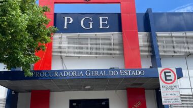 Estado busca reaver R$ 6 bilhões da Amazonas Energia por débitos de ICMS