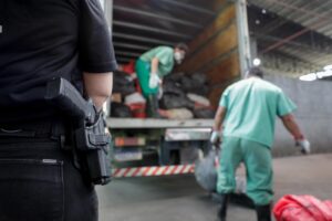 Leia mais sobre o artigo Governo do Amazonas inicia incineração de 40 toneladas de drogas apreendidas
