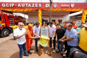 Leia mais sobre o artigo Governador Wilson Lima inaugura Grupamento de Bombeiros em Autazes e reforça resposta a emergências no interior