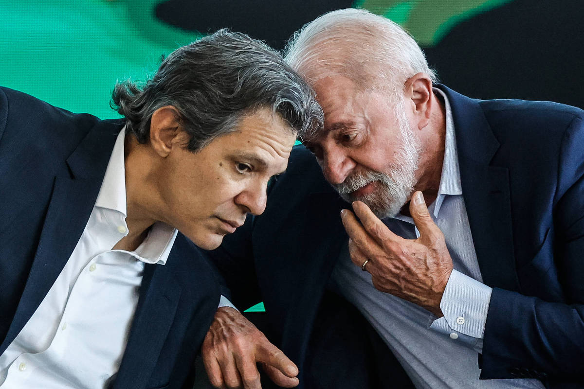 No momento, você está visualizando Por determinação de Lula, Fazenda prepara lista de medidas de reciprocidade a tarifaço dos EUA