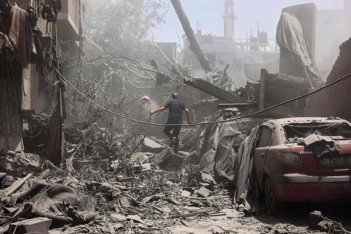No momento, você está visualizando Governo de Israel aprova ocupação da Cidade de Gaza