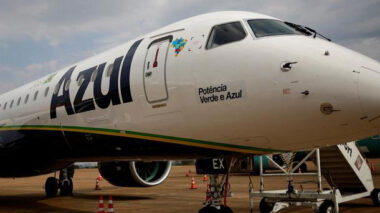 PF se pronuncia após buscar explosivos em avião da Azul que declarou emergência em Brasília