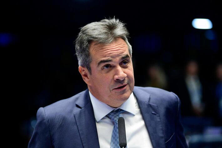 No momento, você está visualizando Ciro Nogueira diz que não assinou impeachment de Moraes e é cobrado por Malafaia: ‘Traidor’