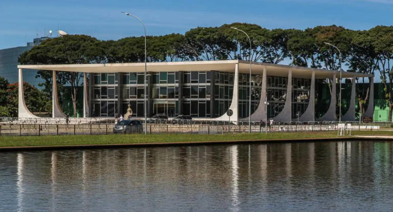 No momento, você está visualizando STF terá julgamento da trama golpista e novo presidente